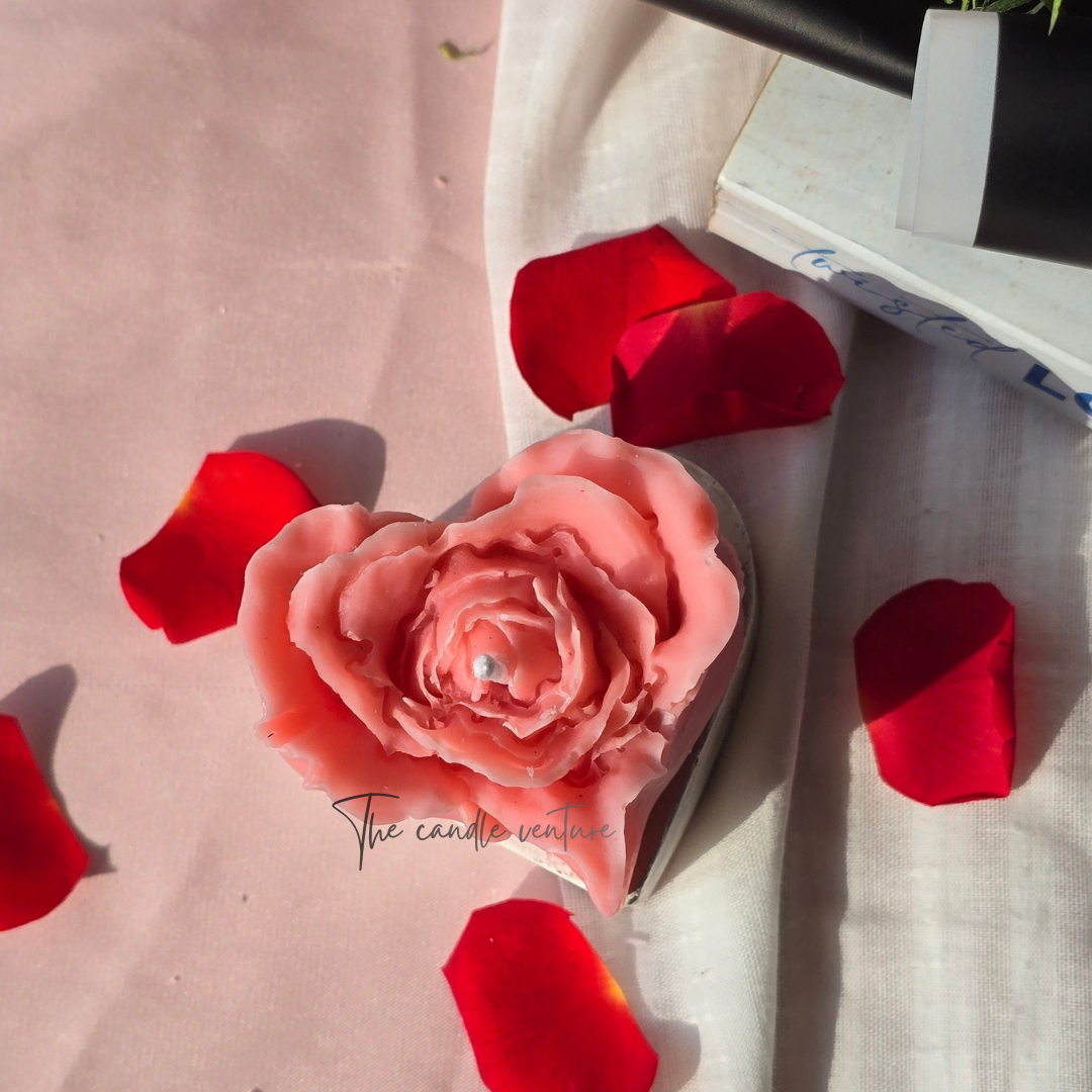 Soft buds heart candle