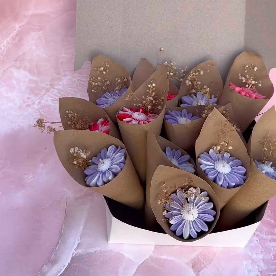 Flower Boquete Candle (set of 2)